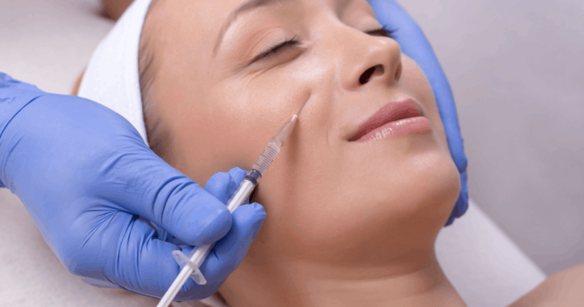 patient getting a skin booster at a aesthetic clinic